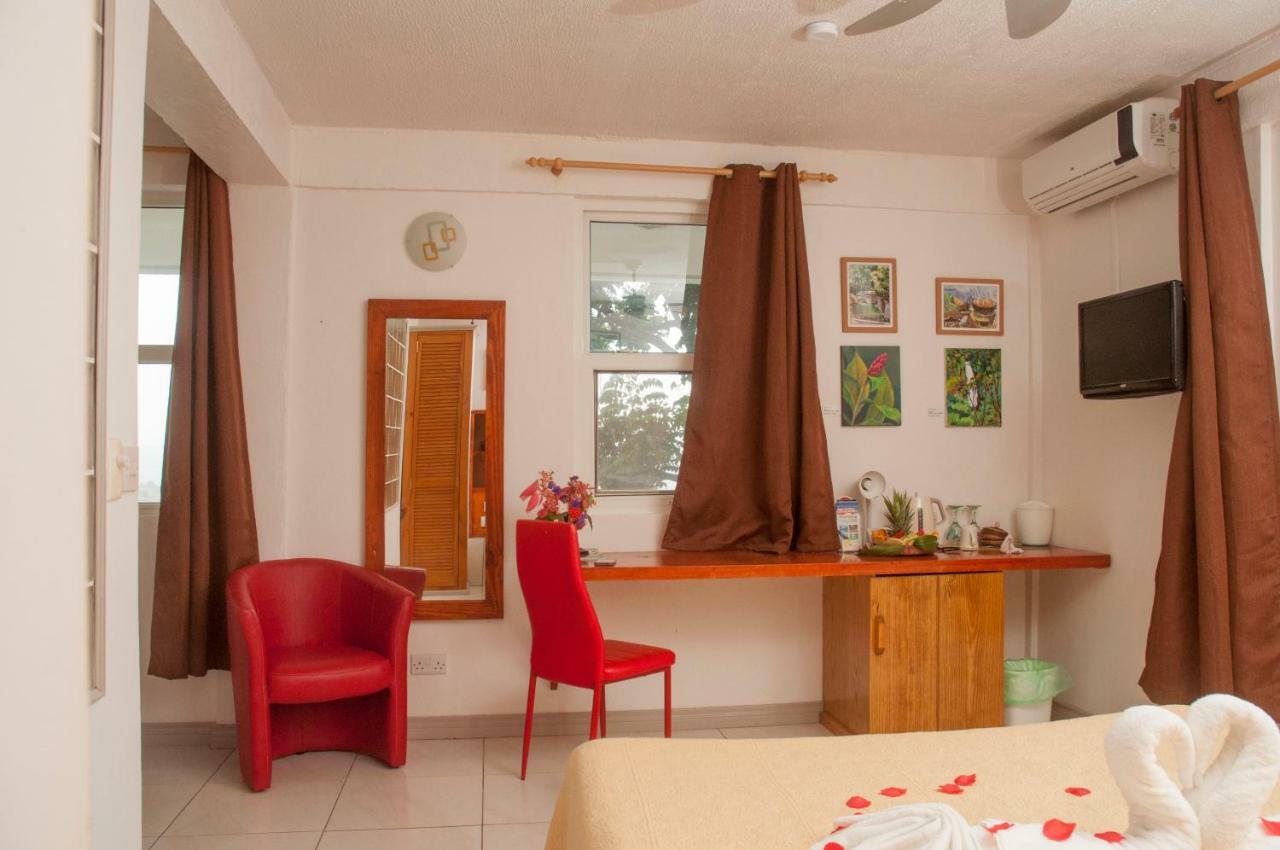 The Champs Hotel Portsmouth Ngoại thất bức ảnh